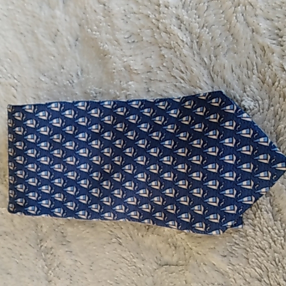 Other - Tommy Hilfiger 100% silk